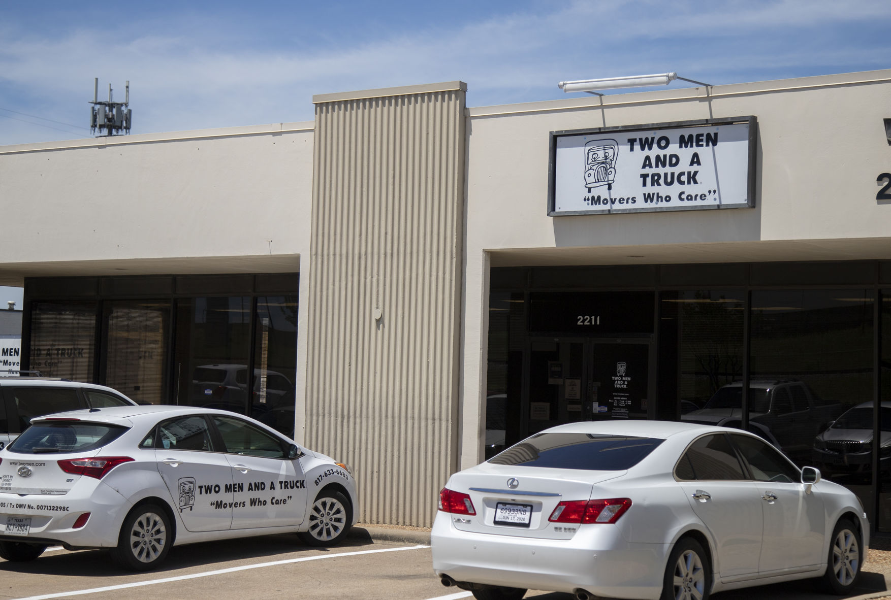 Two Men and a Truck Arlington shifts annual Movers for Moms donation program online amid COVID-19